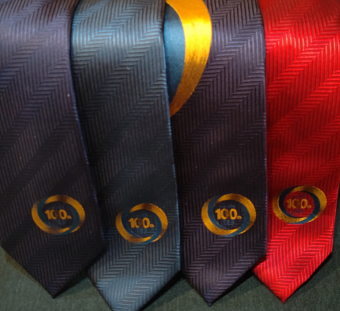 日本内分泌学会 創設100周年記念アイテム：西陣織ネクタイ